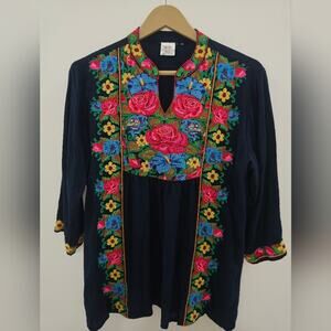 Durga Tunic Women M Colorful Floral Embroidered Lightweight Feminine Dainty EUC